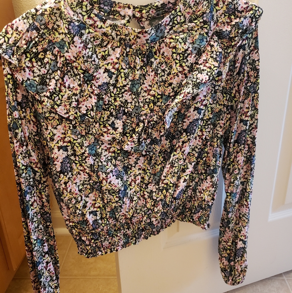 Wild Fable Cropped Floral Top